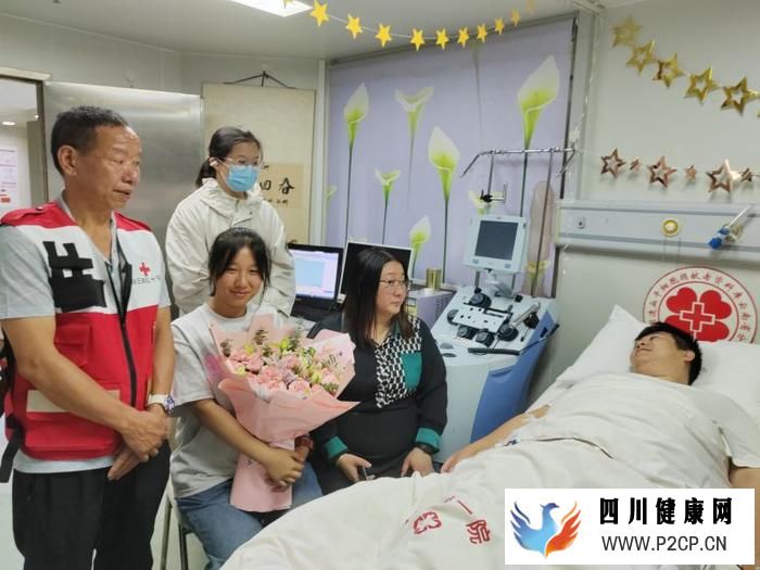 “00”后医学生捐献造血干细胞 挽救白血病患者生命
